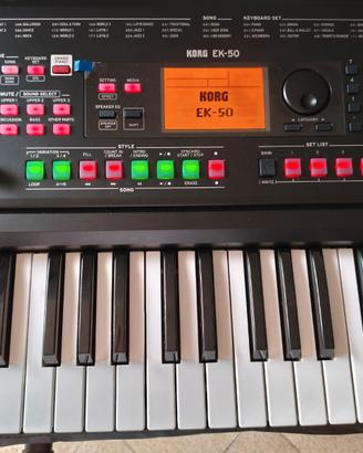 TASTIERA KORG EK 50 USATA POCHISSIMO