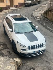 Jeep cherokee kl 2015