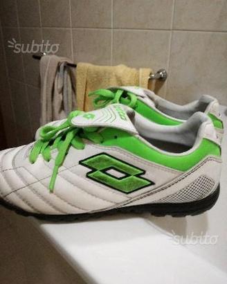 Scarpe calcetto parastinchi