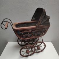 Carrozzina giocattolo vintage 