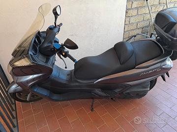 Yamaha majesty 400