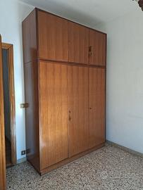 Armadio in legno