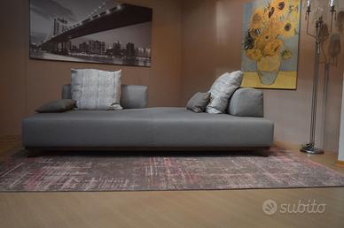 Divano nuovo marca Doimo