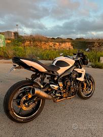 Triumph street triple 675 2012
