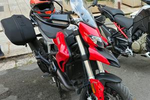 Ducati Hyperstrada 939