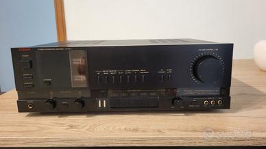Amplificatore ibrido Luxman lv104u