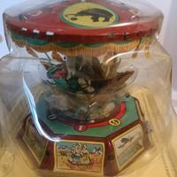 Giochi di latta con carica a molla meccanici