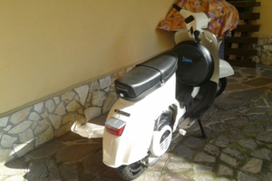 Vespa 50 special