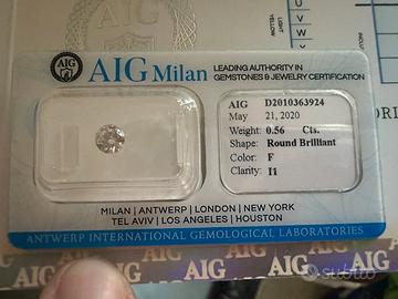 Diamante taglio brillante 0.56 carati