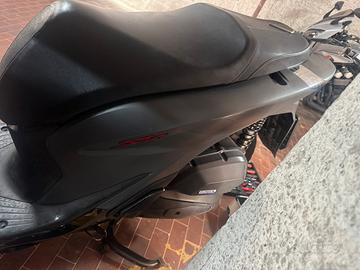 Honda SH125 sport 2022 fiancate laterali originali