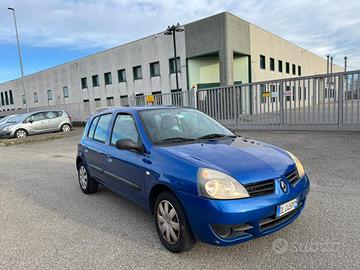 Renault Clio storia