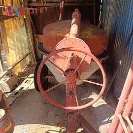 Betoniera per lavori di casa