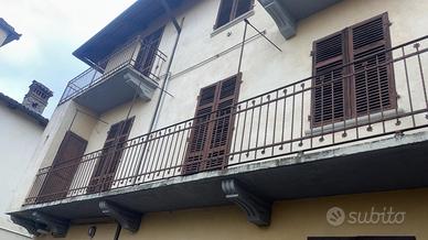 Casa ad albugnano 