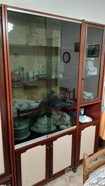 Mobili con vetrinetta