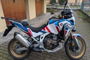 Honda Africa Twin 1100 adv sport dct