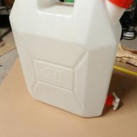 tanica da 20 litri con rubinetto 
