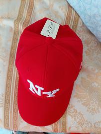 cappello ny rosso