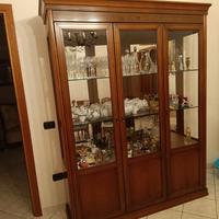 Sala da pranzo completa