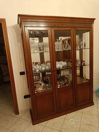 Sala da pranzo completa