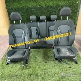 Ricambi AUDI A1 SB 2012 Tappezzeria completa