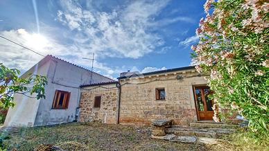 CASA DI CORTE A ARZACHENA