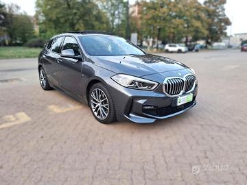 BMW 118 i 5p. Msport