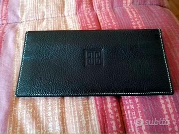 Portafoglio Givenchy gentleman Paris verticale 