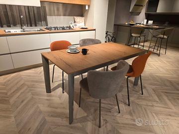 1 Tavolo Lord Connubia spedibile