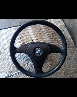 Volanti BMW Ford fiat