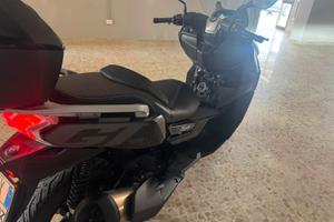 BMW c400gt anno 2021 km 3000 garantito