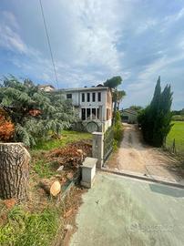 PORZIONE DI BIFAMILIARE A CESENATICO