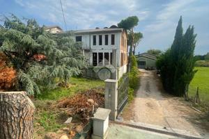 PORZIONE DI BIFAMILIARE A CESENATICO