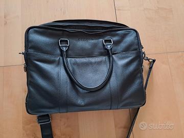 Borsa tracolla BACCINI porta pc vera pelle. Nera