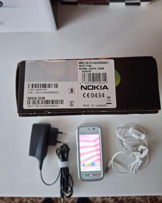 Telefono NOKIA 5230 White Pink