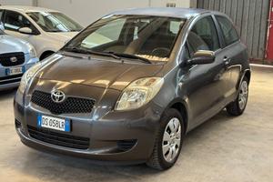 Toyota Yaris 1.0 5 porte Sol