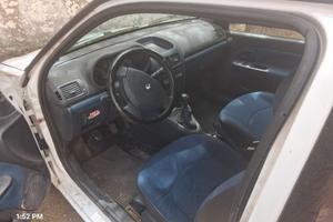 RENAILT CLIO 1200 A BENZINA