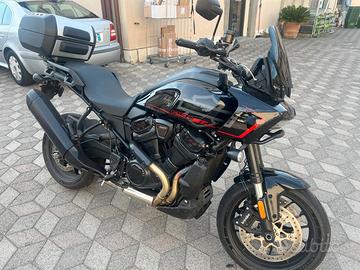 Pan America 1250 ST 2025