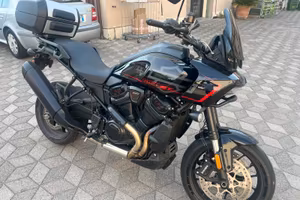 Pan America 1250 ST 2025