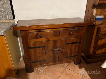 Mobili stile country