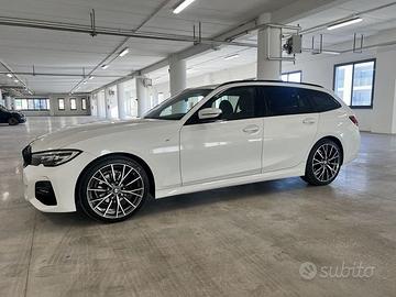 BMW Serie 3 G21 2019 Touring Diese 320d Touri...