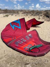 Kite Pulse 9m 2023 + barra navigator M