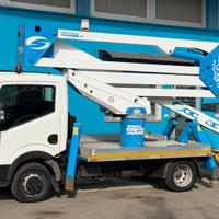 SOCAGE DA320 allestita su NISSAN CABSTAR NT400