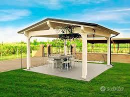 Posamento in opera struttura legno verande  ....