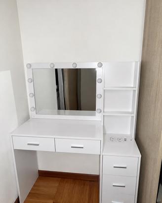 Toeletta da trucco/scrivania