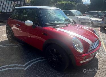 MINI 1.6 16V Cooper