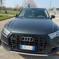 Audi Q5 2.0 tdi Business Design 150cv