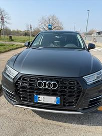 Audi Q5 2.0 tdi Business Design 150cv