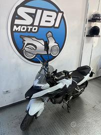 Benelli TRK 251