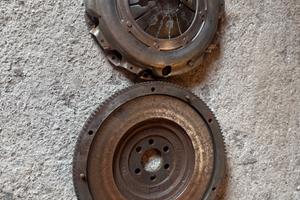 Frizione volano monomassa 1.9 TDI 6 marce Valeo