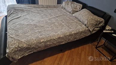 LETTO FRANCESE 140x200 in Similpelle Nero con LED